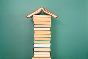 汽车发动机故障灯亮黄灯怎么处理