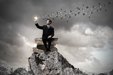 隧道围岩等级与分类的关系。比如说 V级围岩=V类围岩 还是V级围岩=二类围岩