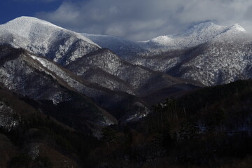徐州到和菏泽有多远-